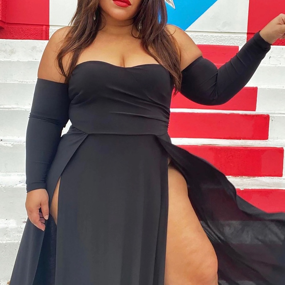 Elegantly Fab Off Shoulder Maxi Dress - Black